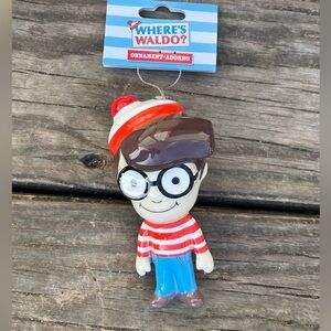 RUZ WALDO ‘WHERE’S WALDO’ RESIN FIGURE ORNAMENT NEW NWT